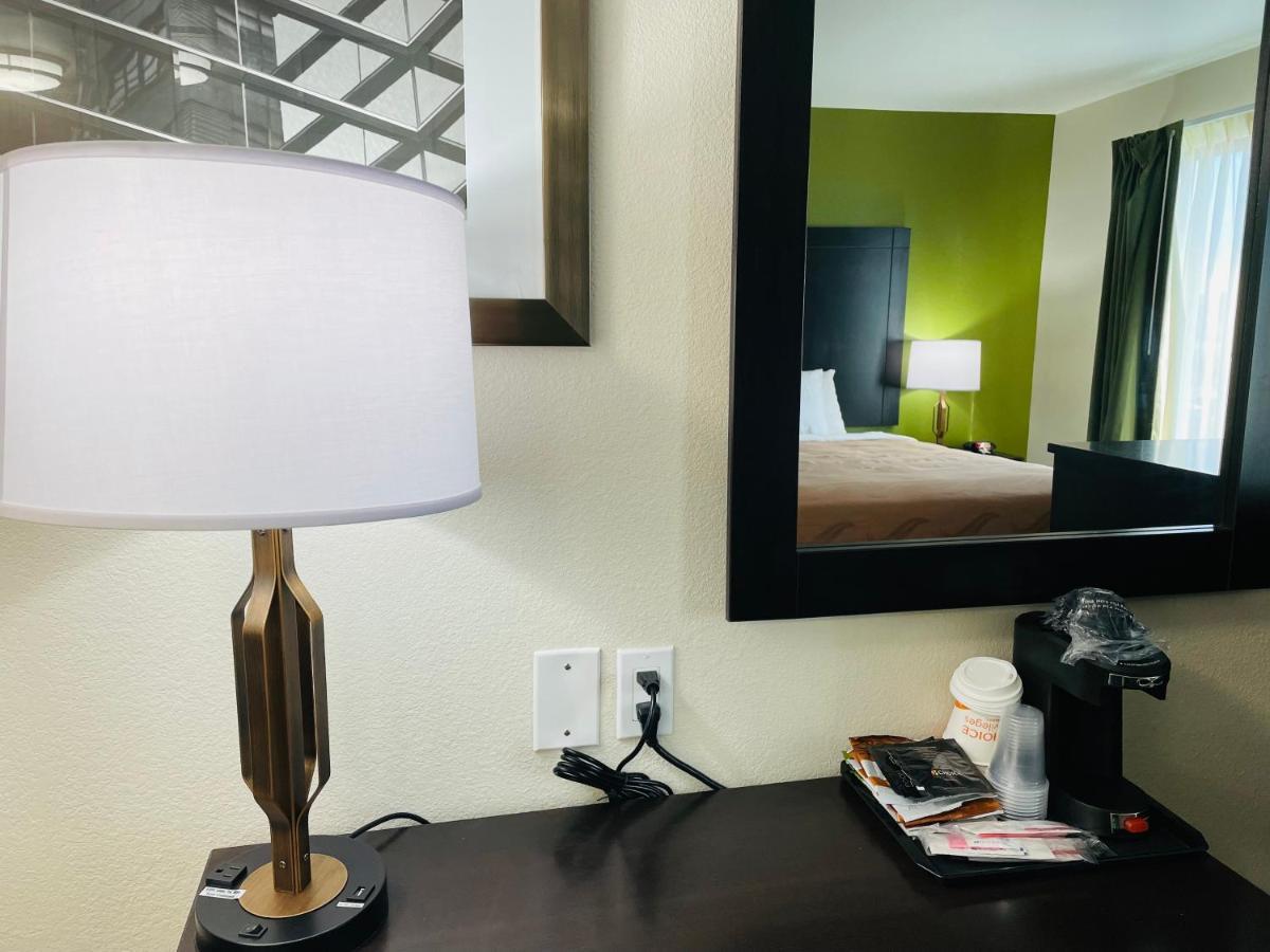 Quality Inn & Suites Lake Charles South Εξωτερικό φωτογραφία