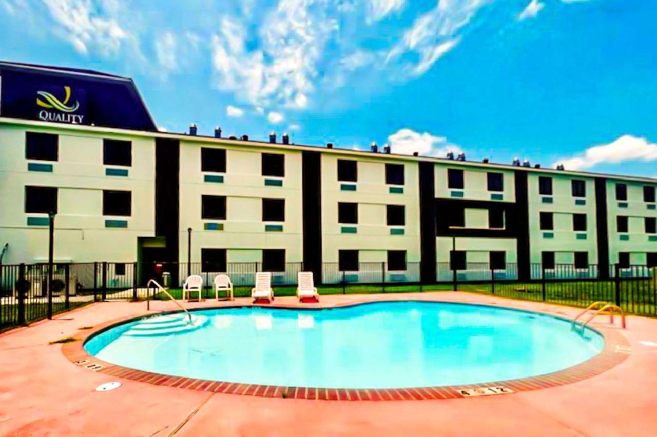 Quality Inn & Suites Lake Charles South Εξωτερικό φωτογραφία
