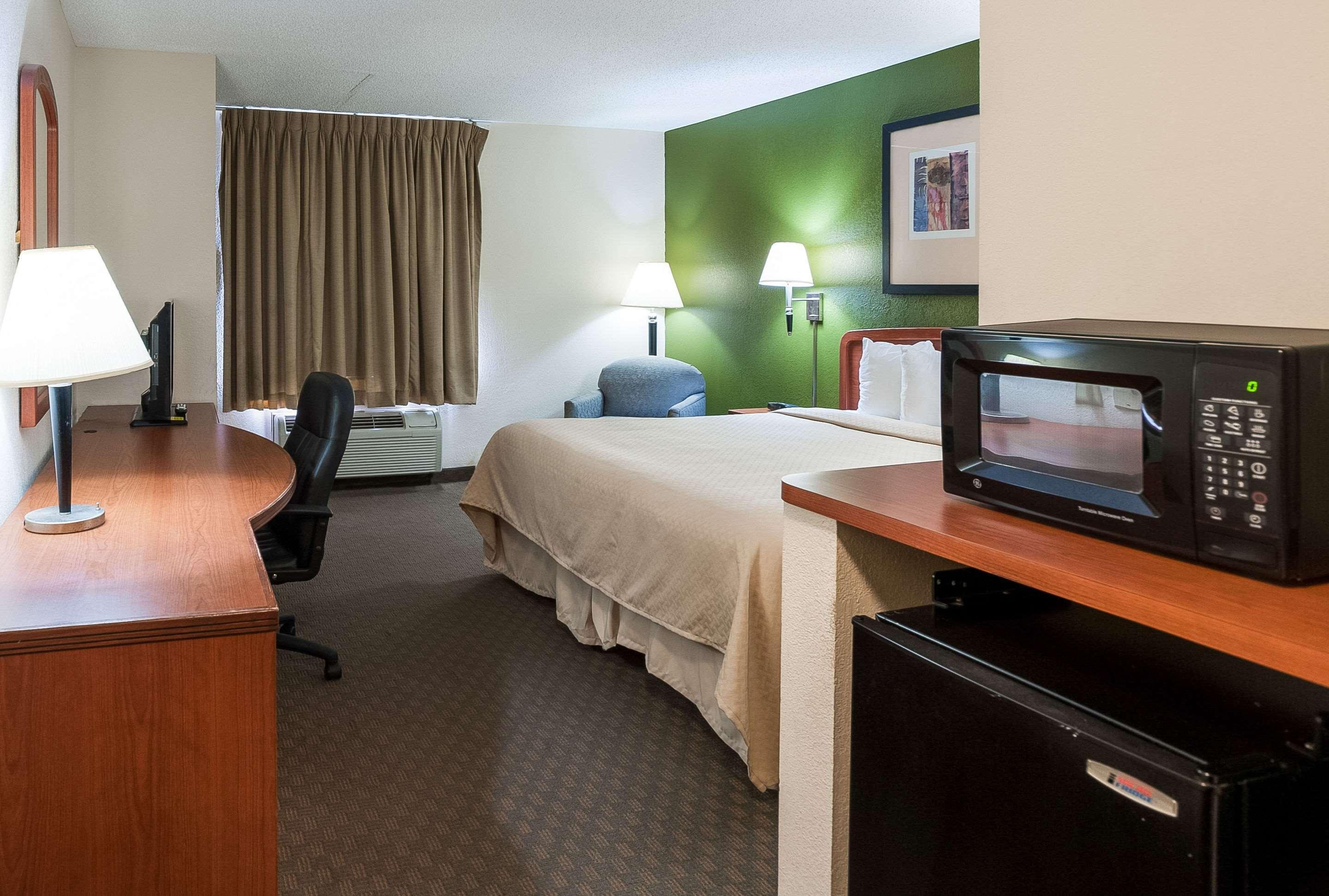 Quality Inn & Suites Lake Charles South Εξωτερικό φωτογραφία