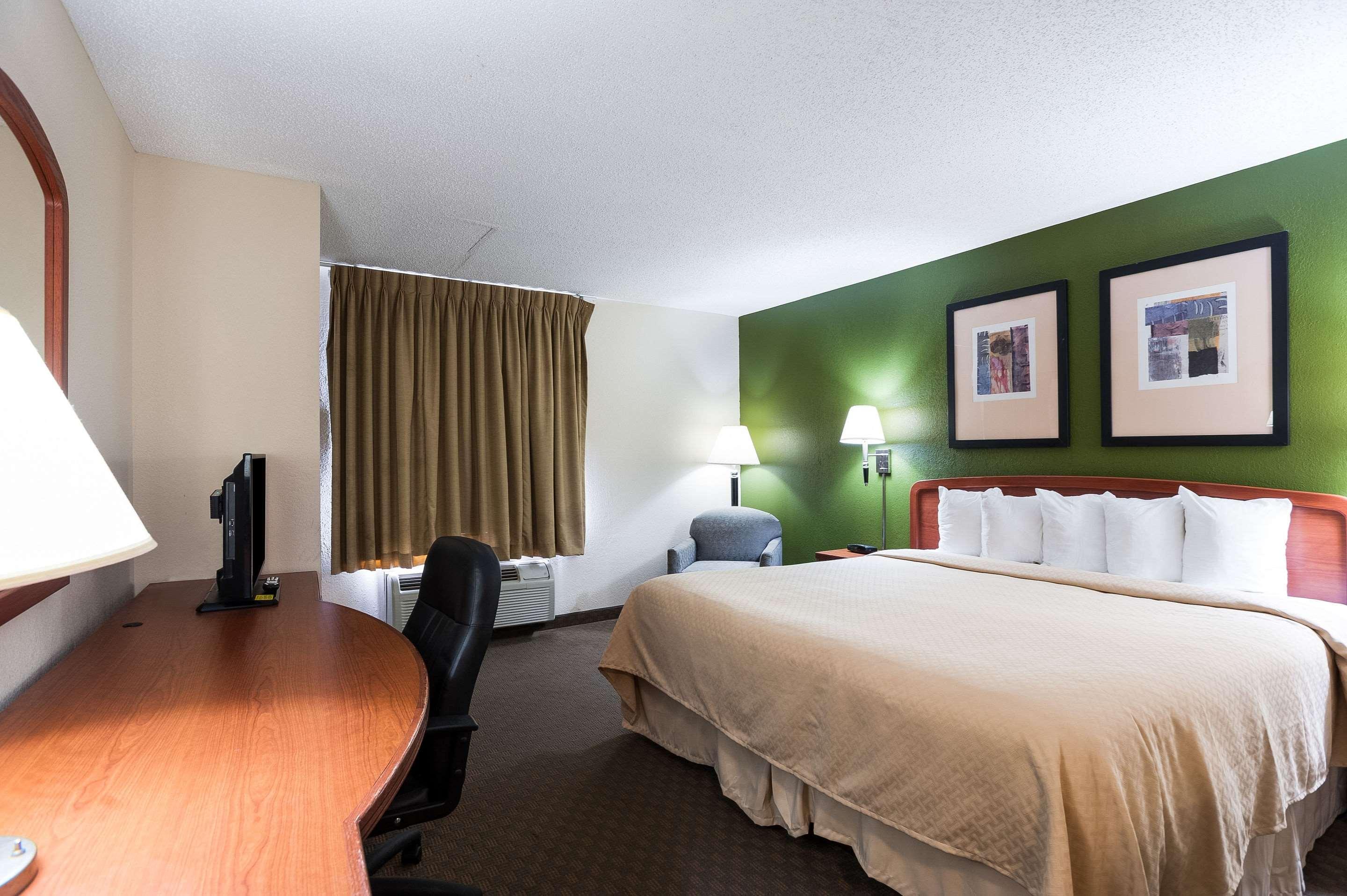 Quality Inn & Suites Lake Charles South Εξωτερικό φωτογραφία