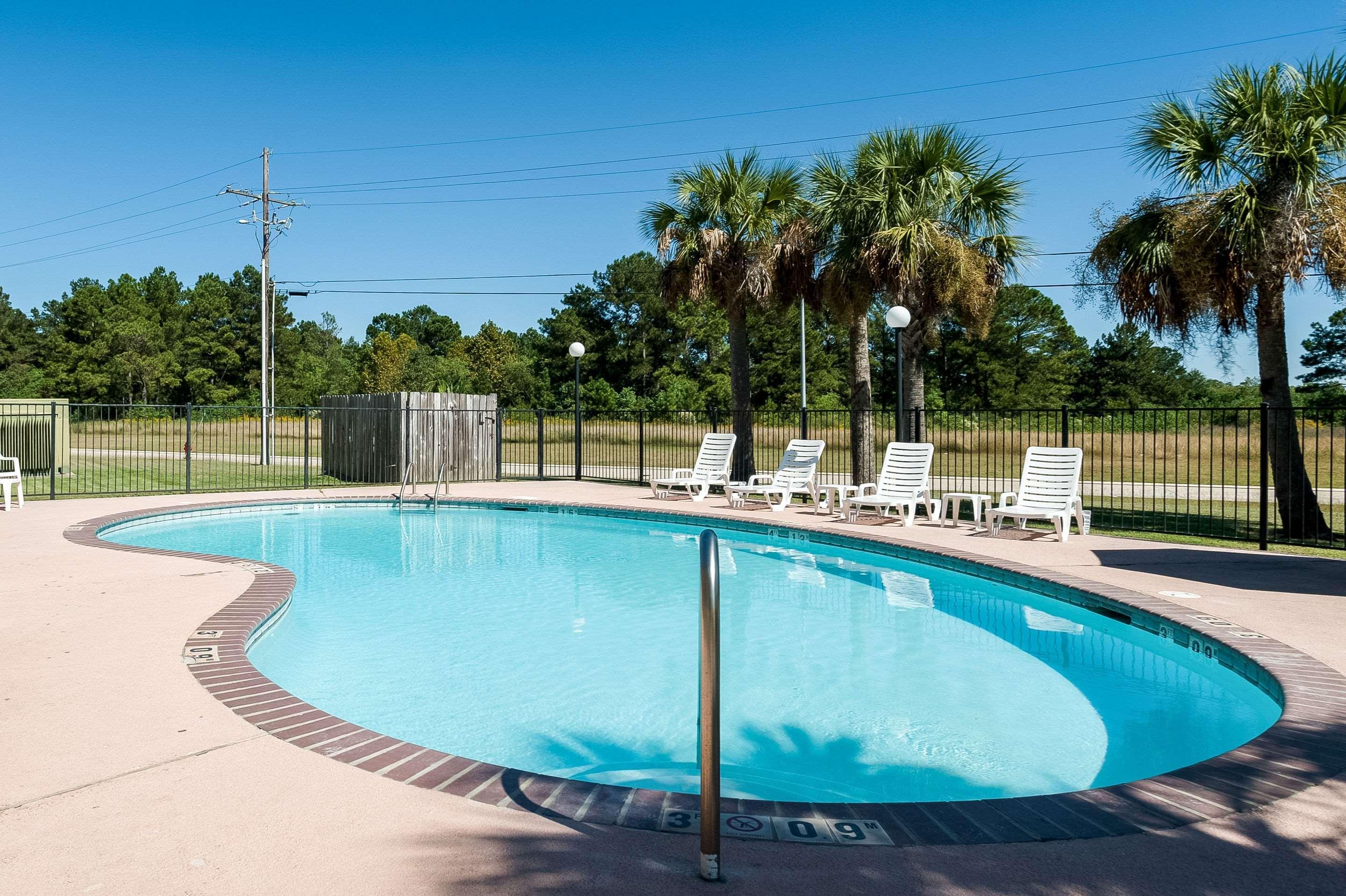 Quality Inn & Suites Lake Charles South Εξωτερικό φωτογραφία