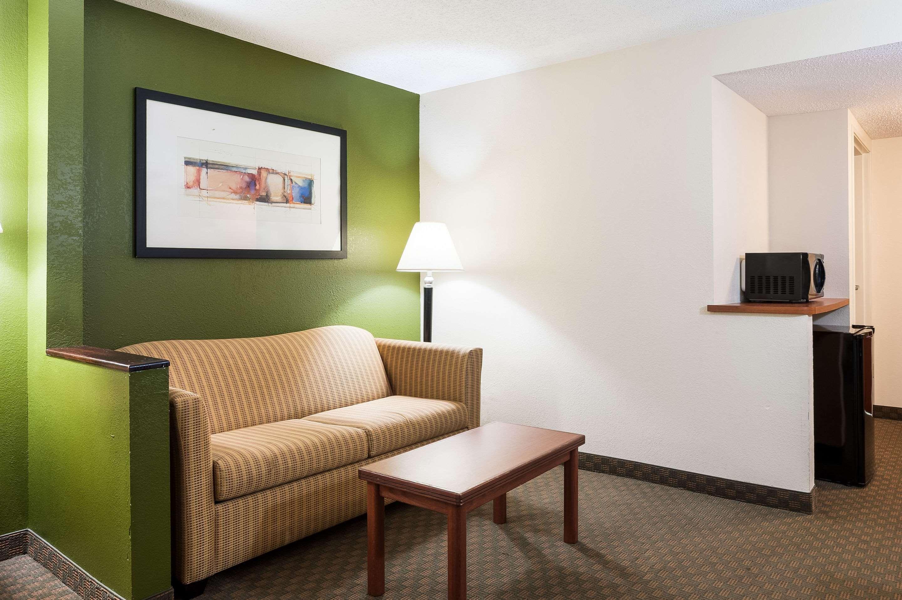 Quality Inn & Suites Lake Charles South Εξωτερικό φωτογραφία