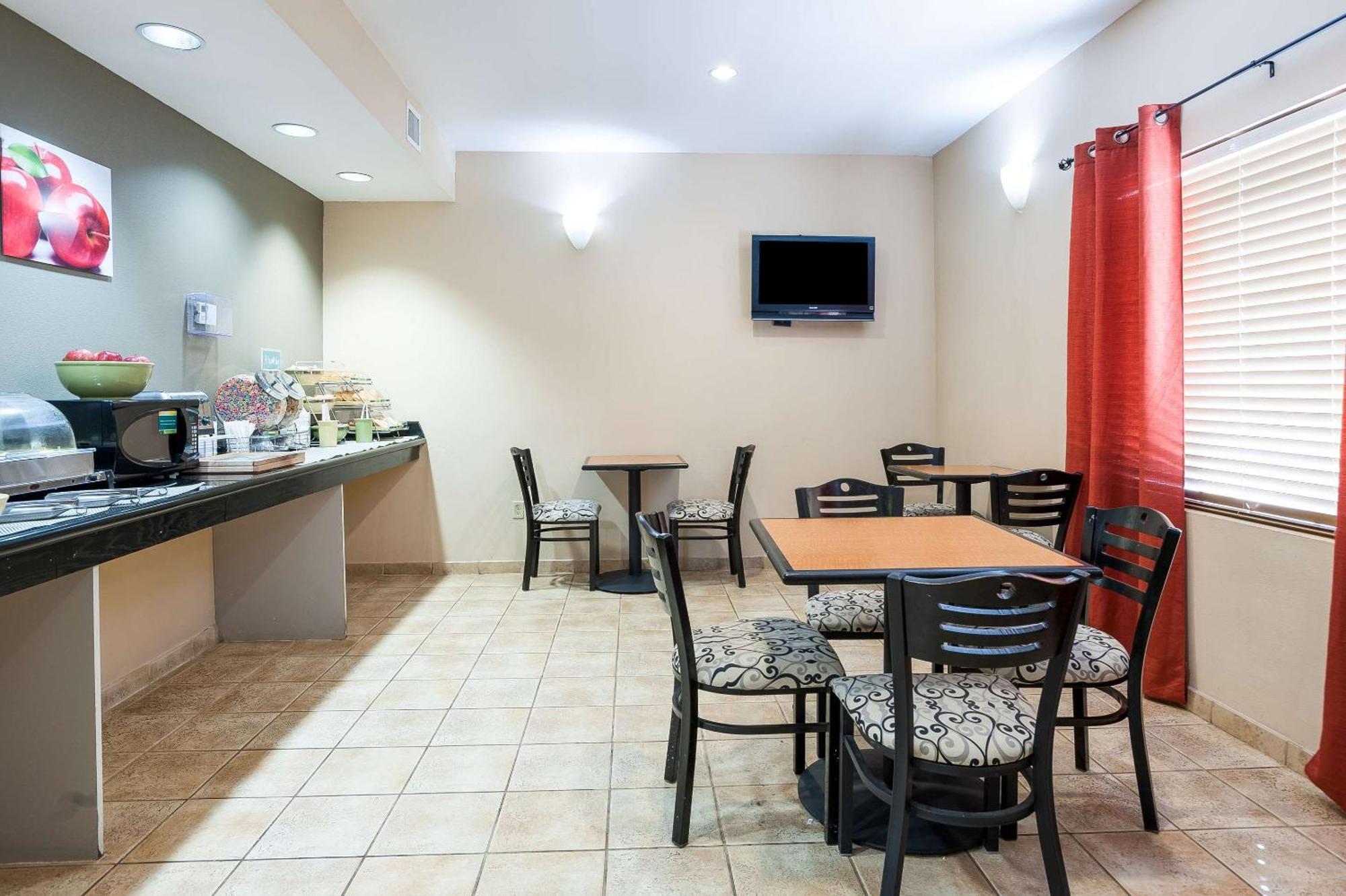 Quality Inn & Suites Lake Charles South Εξωτερικό φωτογραφία