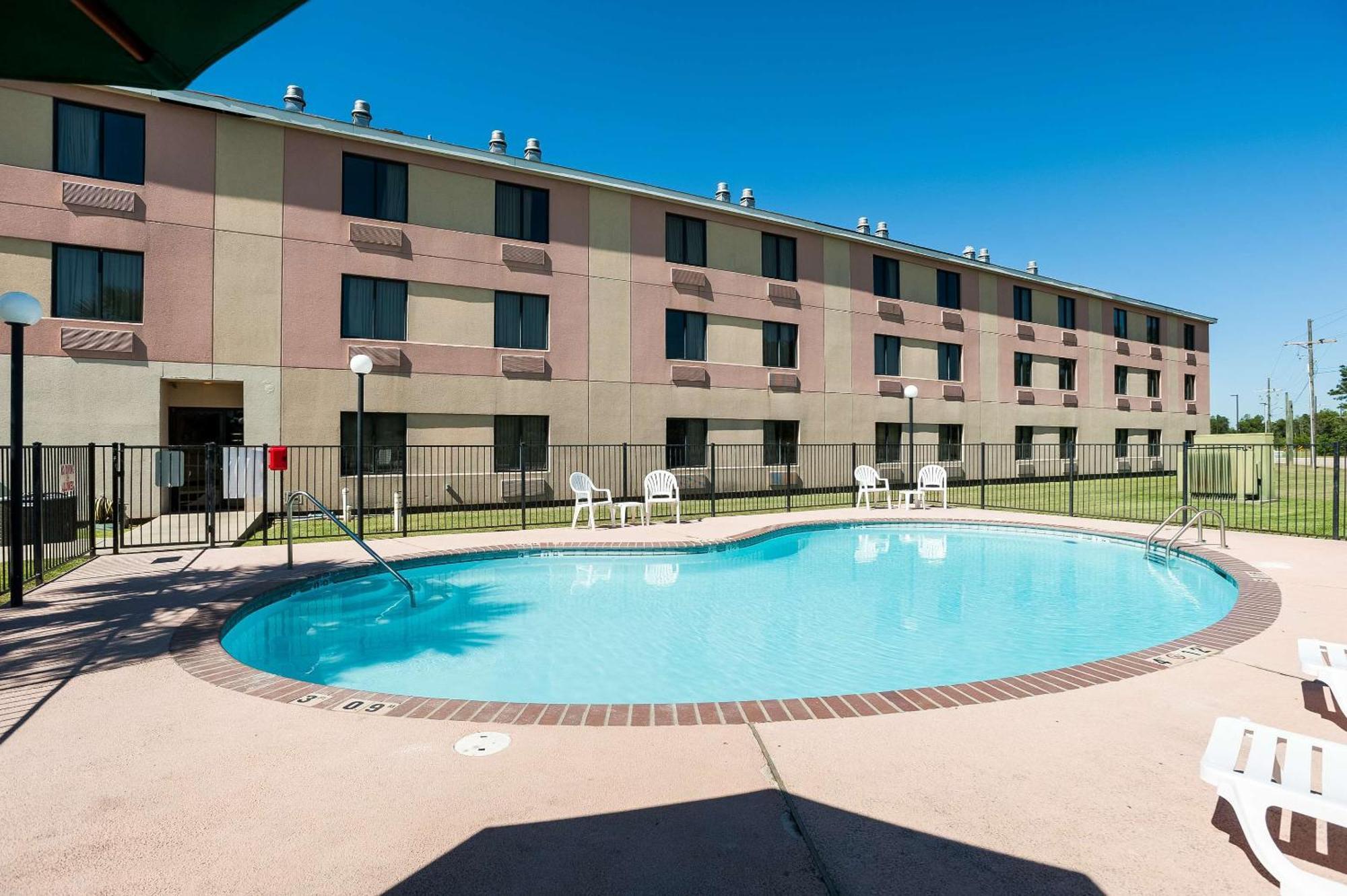 Quality Inn & Suites Lake Charles South Εξωτερικό φωτογραφία