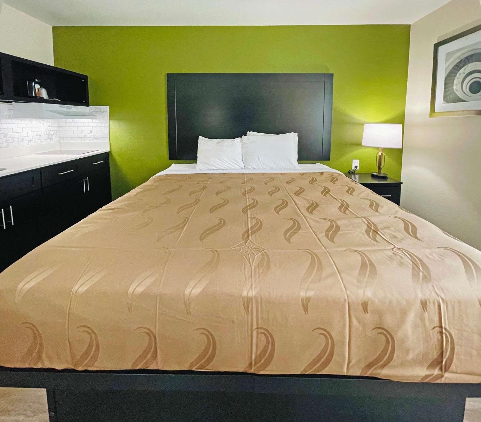 Quality Inn & Suites Lake Charles South Εξωτερικό φωτογραφία