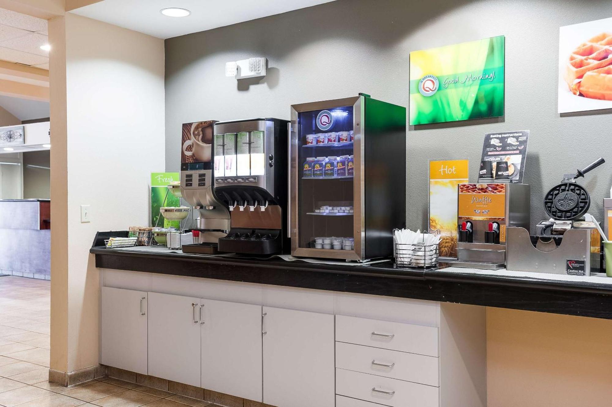 Quality Inn & Suites Lake Charles South Εξωτερικό φωτογραφία