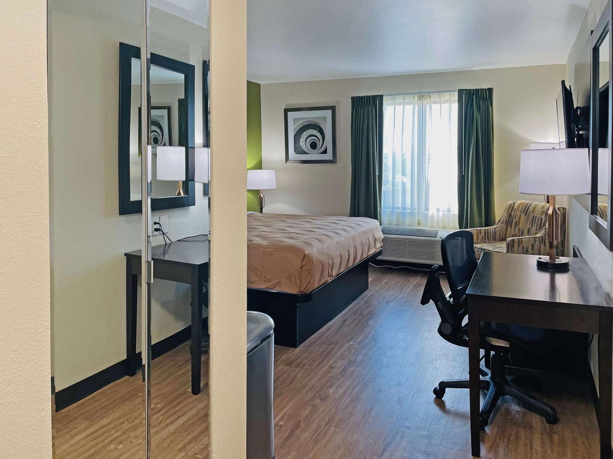 Quality Inn & Suites Lake Charles South Εξωτερικό φωτογραφία